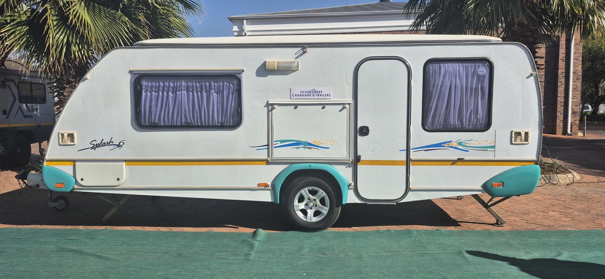 2004 Sprite Splash 6 Sleeper